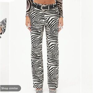 Fashion Nova Zebra Print Straight Leg Pants M